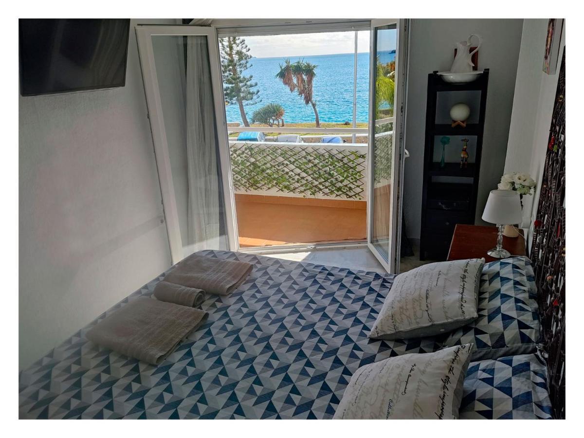 Txistu Home, * Almunecar
